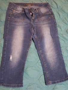Capri jeans